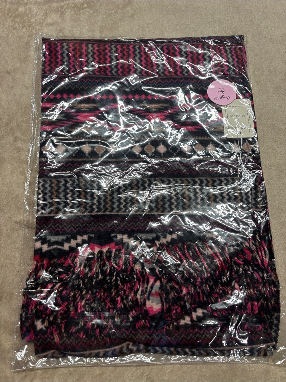 Fringed Geometric Knit Scarf - Pink & Black